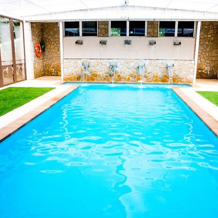 Casas Rurales Vado Del Rio Tus Cortijo Prados Exteriér fotografie